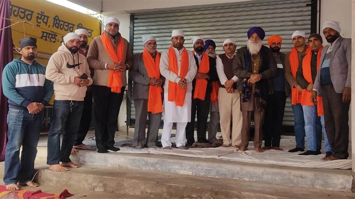 ਨਵੇਂ ਸਾਲ ਮੌਕੇ ਸ੍ਰੀ ਸੁਖਮਨੀ ਸਾਹਿਬ ਜੀ ਦੇ ਪਾਠ ਕਰਵਾਇਆ