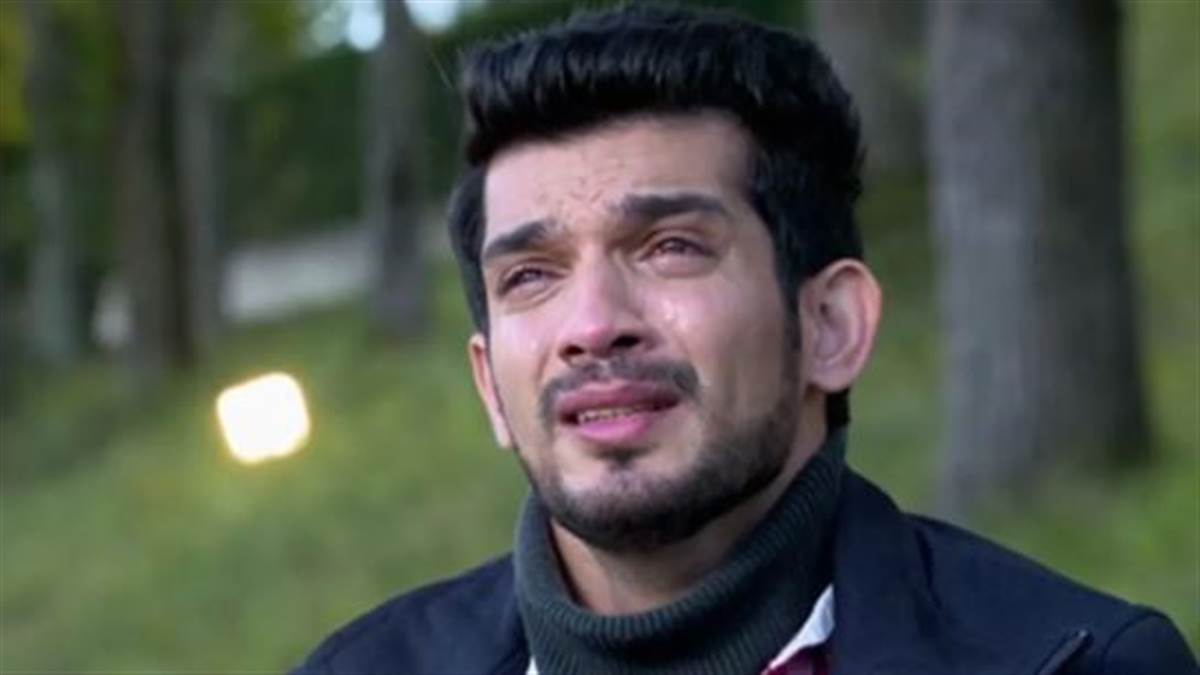 ਨਵੇਂ ਸਾਲ ਦੇ ਪਹਿਲੇ ਦਿਨ Arjun Bijlani ਦੇ ਪਰਿਵਾਰ 'ਚ ਪੱਸਰਿਆ ਮਾਤਮ, ਇਸ ਮੈਂਬਰ ਦਾ ਅਚਾਨਕ ਹੋਇਆ ਦੇਹਾਂਤ