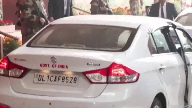 ਕਰੋੜਾਂ ਦਾ Budget 2026 ਬਣਾਉਣ ਵਾਲੇ Nirmala Sitharaman ਖ਼ੁਦ ਵਰਤਦੇ ਹਨ ਇਹ ਕਾਰ, ਜਾਣੋ ਕਿਸ ਗੱਡੀ 'ਤੇ ਹੈ ਭਰੋਸਾ