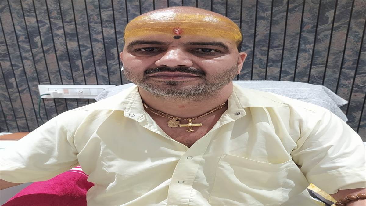 ਭਲਕੇ ਲੱਗੇਗਾ ਚੰਦਰ ਗ੍ਰਹਿਣ, ਅੱਜ ਹੋਵੇਗਾ ਹੋਲਿਕਾ ਦਹਿਨ