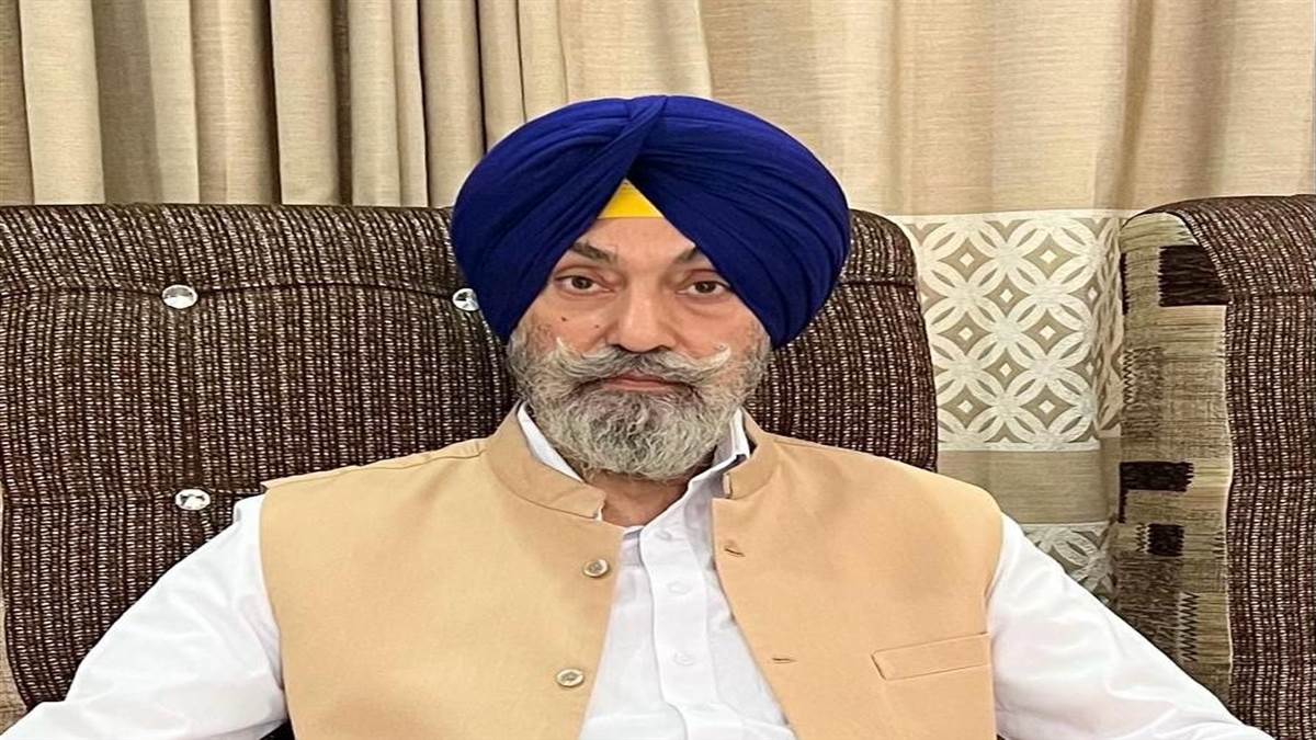 ਸ਼੍ਰੋਮਣੀ ਕਮੇਟੀ ਵੱਲੋਂ ਸਿੰਘ ਸਾਹਿਬ ਗਿਆਨੀ ਰਘਬੀਰ ਸਿੰਘ ਨੂੰ ਜਬਰੀ ਸੇਵਾਮੁਕਤ ਕਰਨ ਦੀ ਕਾਰਵਾਈ ਗ਼ੈਰ ਵਾਜਿਬ : ਐਡਵੋਕੇਟ ਕਲੇਰ