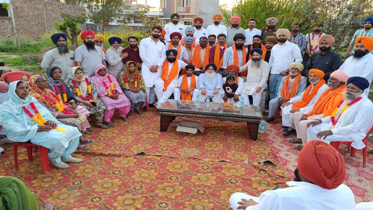 ਪਿੰਡ ਚੂੰਘ ਦੇ ਵਾਸੀਆਂ ਨੇ ਕੀਤੀ ਸ਼੍ਰੋਮਣੀ ਅਕਾਲੀ ਦਲ ’ਚ ਸ਼ਮੂਲੀਅਤ