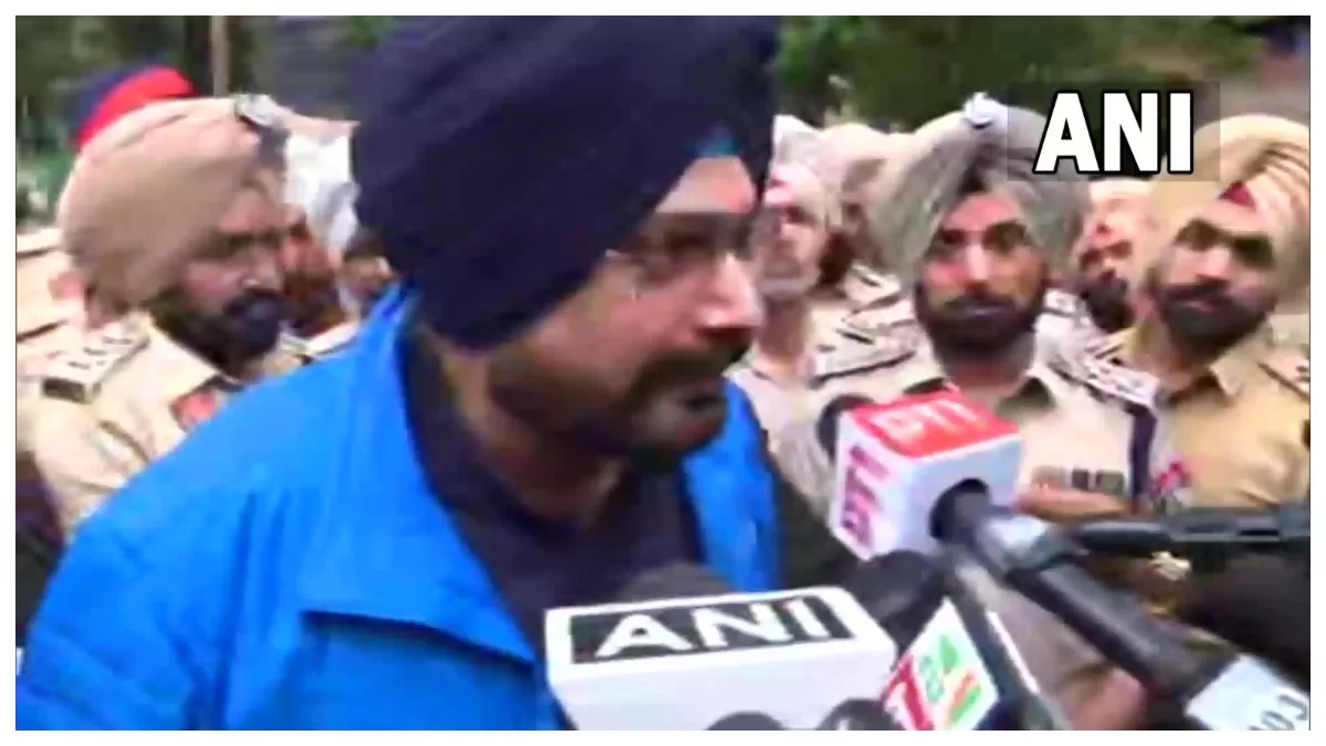 Navjot Singh Sidhu who looked weaker than before in terms of health thanked the supporters with folded hands