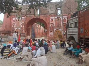ਮਜ਼ਦੂਰ ਮੁਕਤੀ ਮੋਰਚਾ ਵੱਲੋਂ ਥਾਣਾ ਧਨੌਲਾ ਦਾ ਘਿਰਾਓ