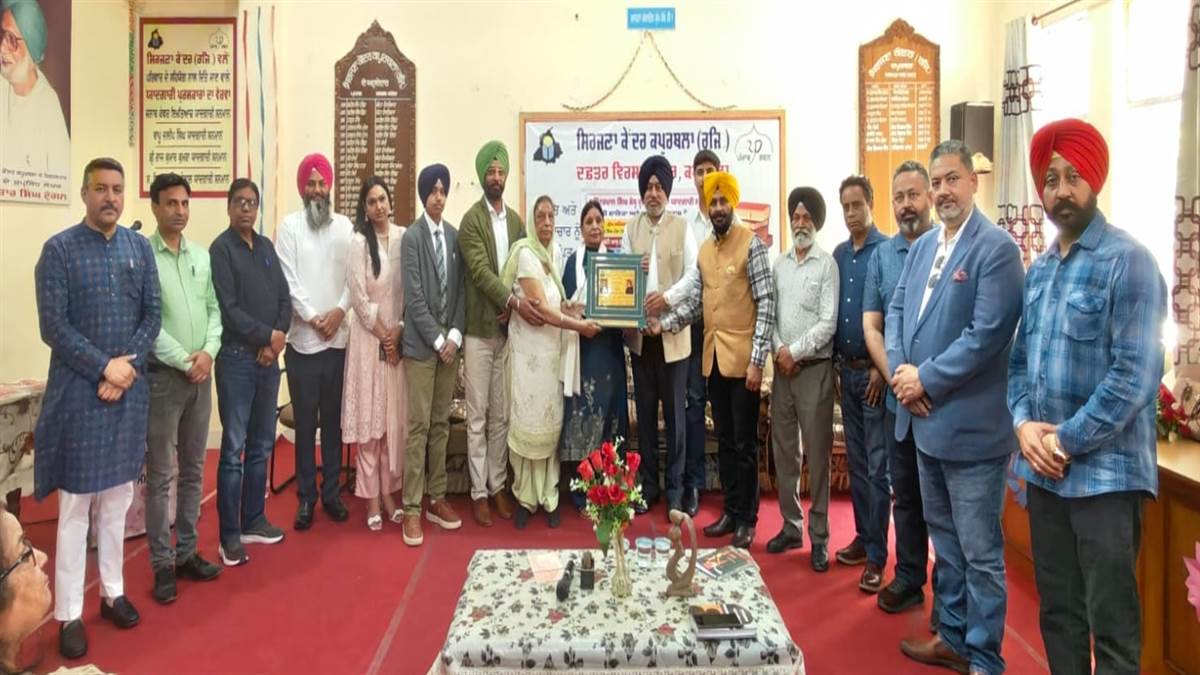 ਬਹੁਪੱਖੀ ਲੇਖਕ ਪ੍ਰਕਾਸ਼ ਕੌਰ ਸੰਧੂ ਪੁਰਸਕਾਰ ਨਾਲ ਸਨਮਾਨਿਤ