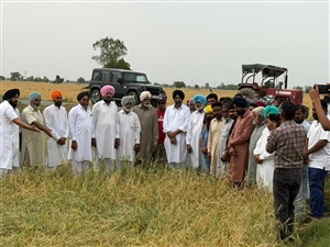 ਸਾਬਕਾ ਵਿਧਾਇਕ ਵੱਲੋਂ ਮਲੋਟ ਹਲਕੇ ਦੇ ਪਿੰਡਾਂ ਦਾ ਦੌਰਾ
