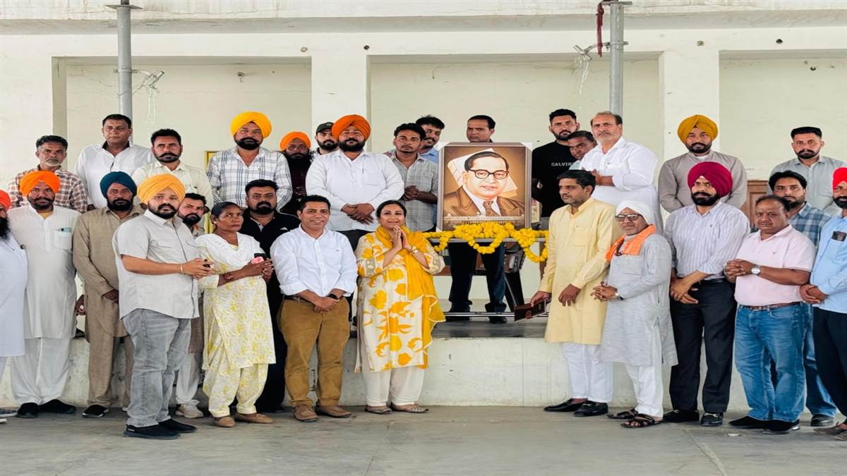 ਬਾਬਾ ਸਾਹਿਬ ਦੇ ਬੁੱਤ ਨੂੰ ਤੋੜਨ ’ਤੇ ਭਾਜਪਾ ਵੱਲੋਂ ਰੋਸ ਪ੍ਰਦਰਸ਼ਨ