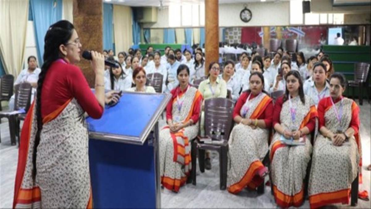 https://img.punjabijagran.com/punjabi/ਮਦਰ ਟੀਚਰ ਸਕੂਲ 'ਚ ਵਰਕਸ਼ਾਪ ਲਾਈ