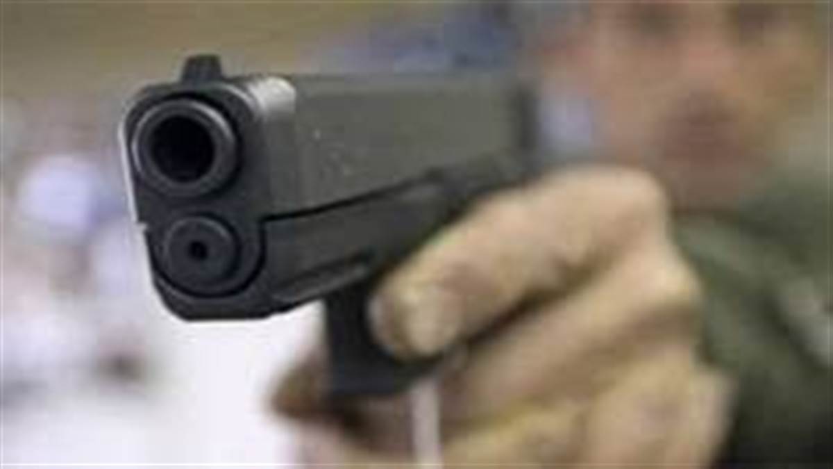 Police encounter with gangsters in Janjedi of Mohali two miscreants shot dead