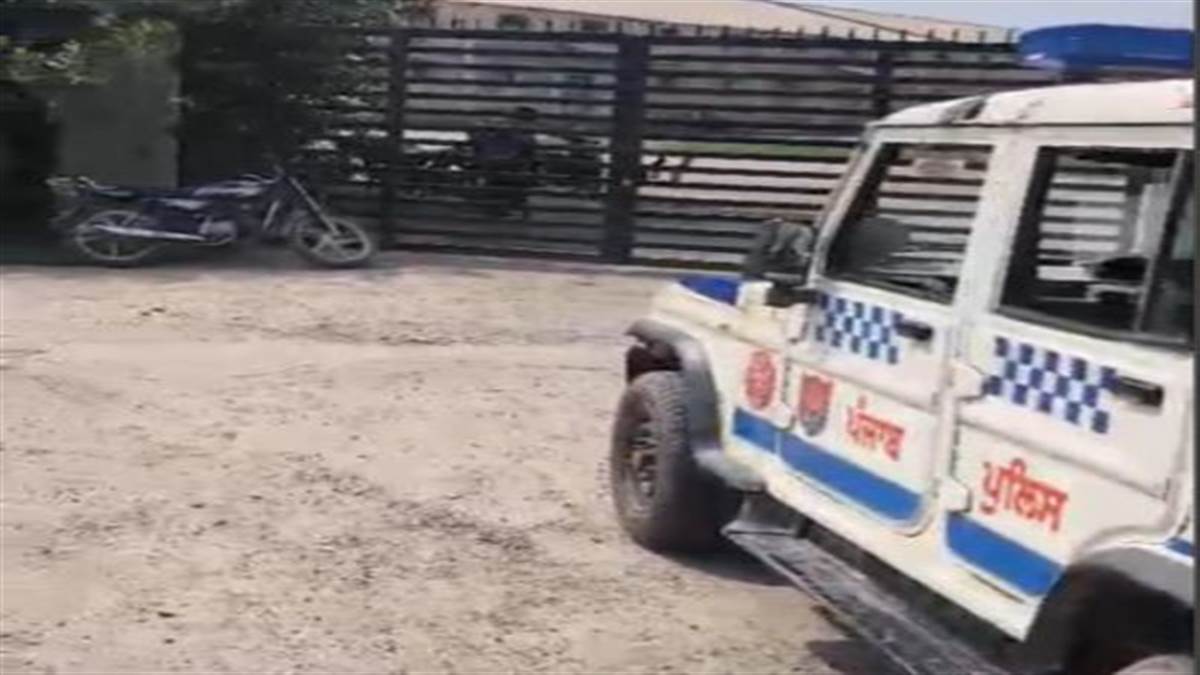 Ferozepur News : ਸ਼ਿਕਾਇਤ ਕਰਨ ਗਏ ਸੁਸਰੀ ਦੀ, ਫੜ ਲਏ ਚੌਲਾਂ ਦੇ ਚੋਰ; ਗੋਖੀ ਵਾਲਾ ਗੋਦਾਮ ’ਚੋਂ ਚੌਲ ਚੋਰੀ ਦਾ ਮਾਮਲਾ ਆਇਆ ਸਾਹਮਣੇ