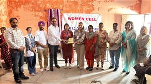 ਜੀਜੀਡੀਐੱਸਡੀ ਕਾਲਜ ਦੇ ਵੂਮੈਨ ਸੈੱਲ ਨੇ ਮੈਡੀਕਲ ਕੈਂਪ ਲਗਾਇਆ