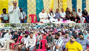 ਹਰਸਾ ਮਾਨਸਰ ’ਚ ਕਾਂਗਰਸੀ ਆਗੂਆਂ ਨੇ ਭਰੀ ਚੋਣੀ ਹੁੰਕਾਰ