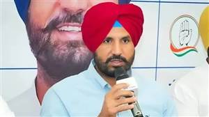 ਅਮਰਿੰਦਰ ਸਿੰਘ ਰਾਜਾ ਵੜਿੰਗ ਦਾ ਅਸਤੀਫ਼ਾ ਮਨਜ਼ੂਰ! ਇੰਟਰਨੈੱਟ ਮੀਡੀਆ 'ਤੇ ਖ਼ੁਦ ਨੂੰ ਲਿਖਿਆ ਸਾਬਕਾ ਪ੍ਰਧਾਨ, ਸਿਆਸੀ ਹਲਚਲ ਤੇਜ਼