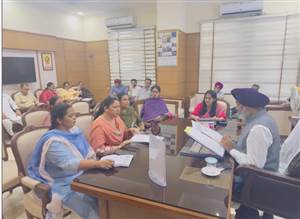 ਆਂਗਣਵਾੜੀ ਵਰਕਰਾਂ ਦਾ ਮਾਣ ਭੱਤਾ 15 ਦਿਨਾਂ ’ਚ ਦੁੱਗਣਾ ਕਰਨ ਦਾ ਦਾਅਵਾ, ਵਿੱਤ ਮੰਤਰੀ ਦੇ ਭਰੋਸੇ ਮਗਰੋਂ ਜਥੇਬੰਦੀ ਨੇ 3 ਅਕਤੂਬਰ ਦਾ ਧਰਨਾ ਕੀਤਾ ਮੁਲਤਵੀ