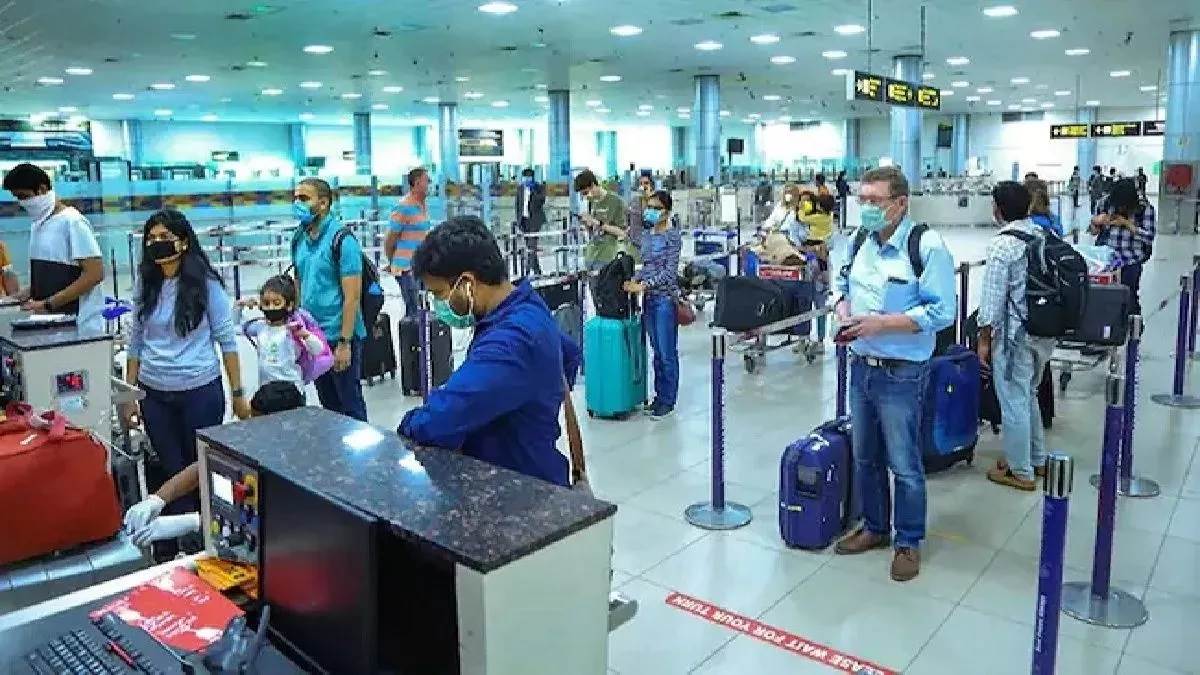 Mumbai International Airport Server down at Mumbai International Airport  many flights affected