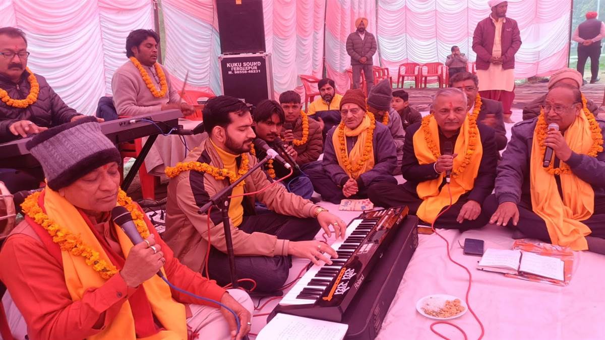 ਨਵੇਂ ਸਾਲ ਮੌਕੇ ਕੀਰਤਨ ਸਮਾਗਮ ਕਰਵਾਇਆ