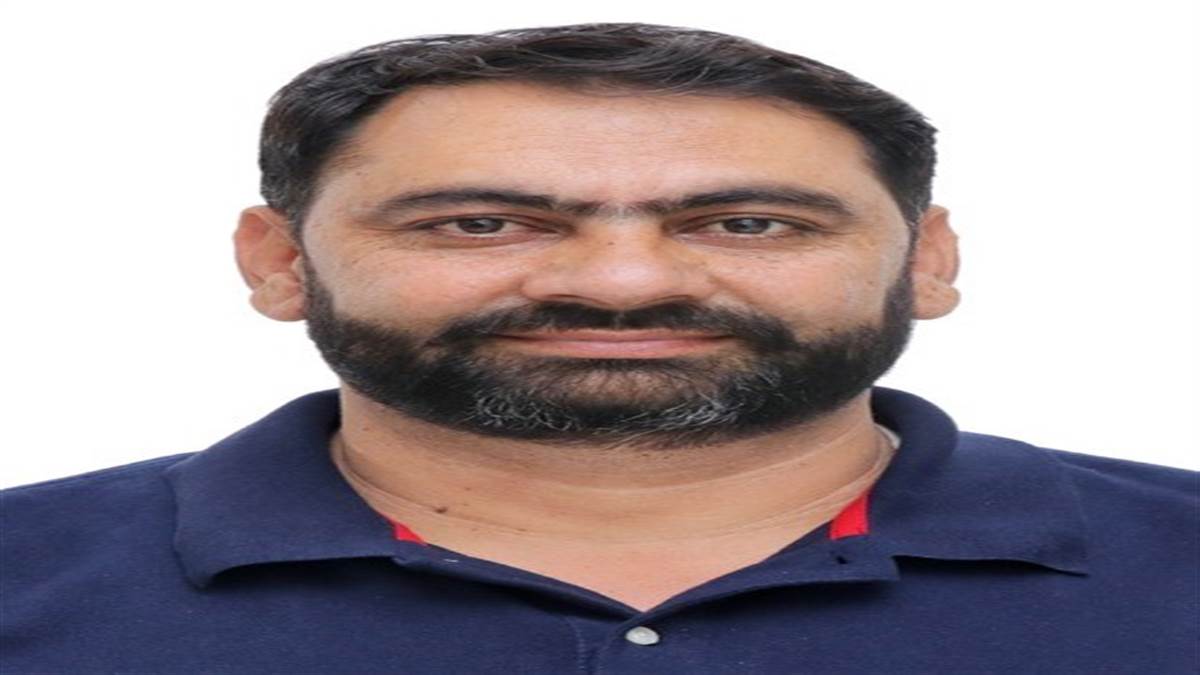 10-20 ਦੇ ਨੋਟਾਂ ਦੀ ਧੜੱਲੇ ਨਾਲ ਹੋ ਰਹੀ ਕਾਲਾਬਜ਼ਾਰੀ