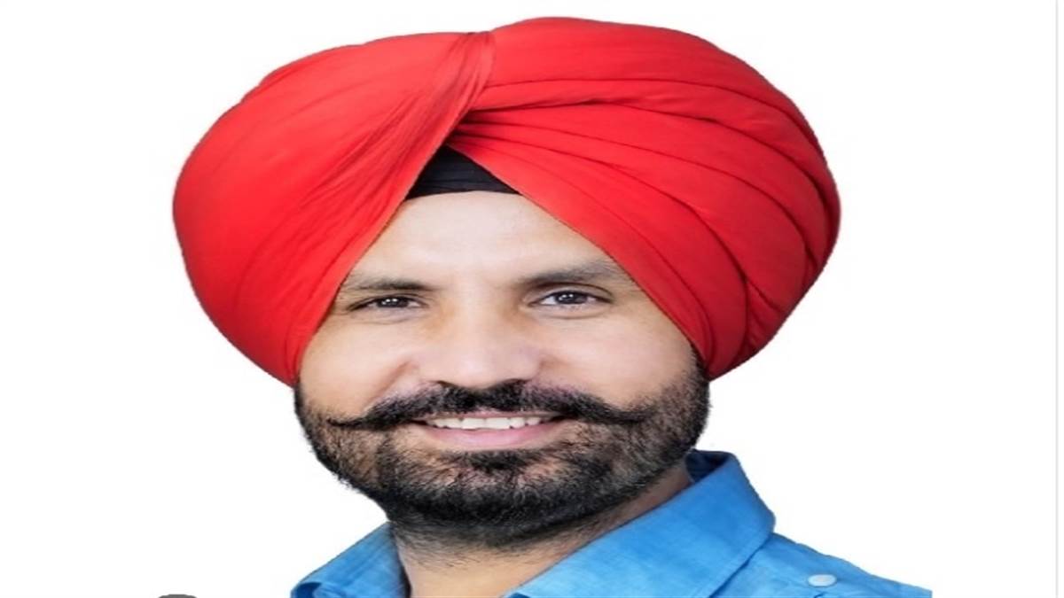 ਲੁਧਿਆਣਾ ’ਚ ਕਾਂਗਰਸੀਆਂ ਦੀ ਆਪਸੀ ਧੜੇਬਾਜ਼ੀ ਤੇ ਕਾਟੋ ਕਲੇਸ਼ ਆਇਆ ਸਾਹਮਣੇ, ਵੜਿੰਗ ਤੇ ਆਸ਼ੂ ਨੇ ਸਾਰਾ ਸਾਲ ਆਪੋ ਆਪਣਾ ਰਾਗ ਅਲਾਪਿਆ