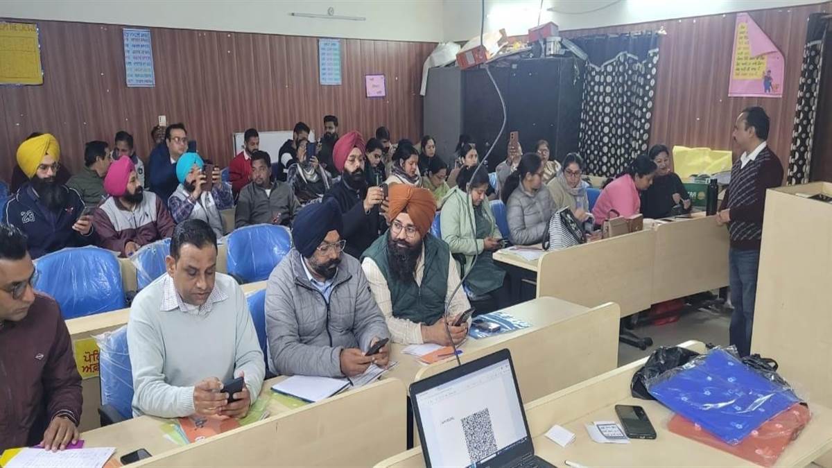 ਵਿਦਿਆਰਥੀਆਂ ਦੀ ਸਿੱਖਿਅਕ ਬੁਨਿਆਦ ਮਜ਼ਬੂਤ ਕਰੇਗਾ ਮਿਸ਼ਨ ਸਮਰੱਥ : ਰਾਜਨ ਨਰੂਲਾ