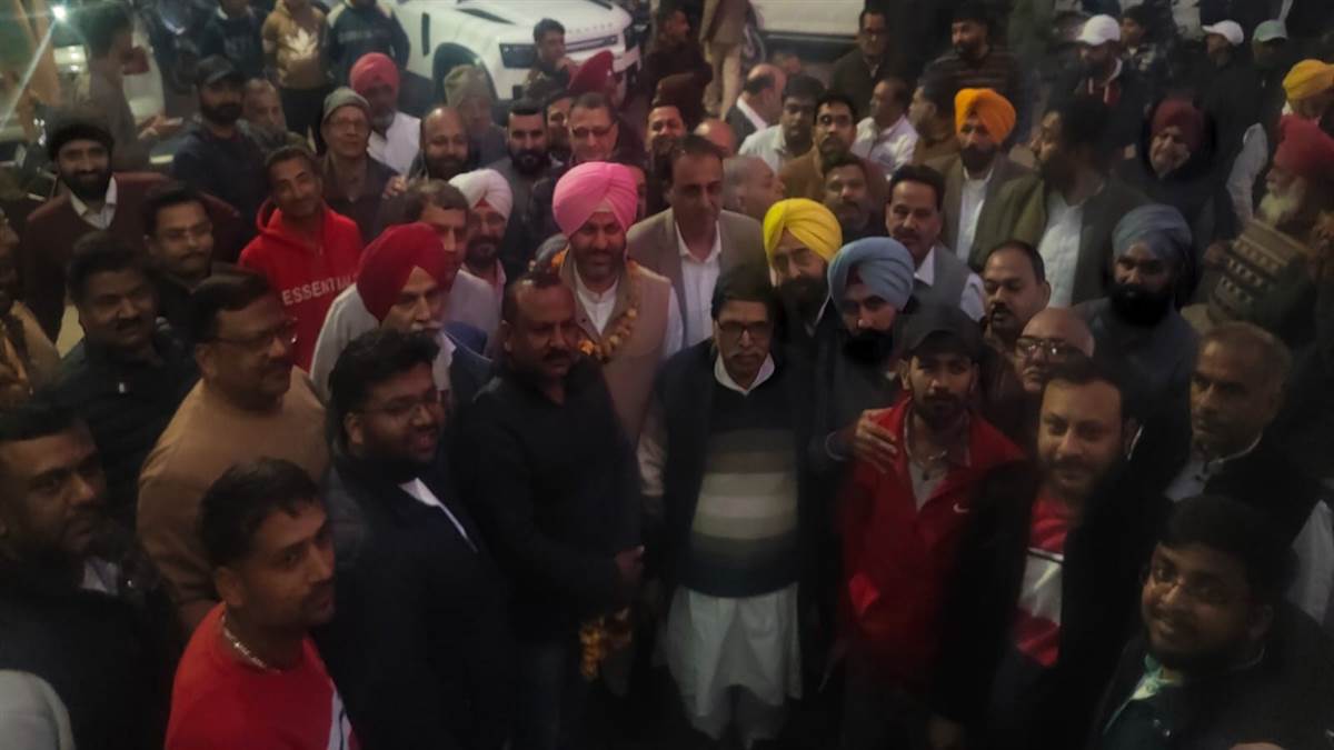 ਨਗਰ ਕੌਂਸਲ ਚੋਣਾਂ ਤੋਂ ਪਹਿਲਾਂ ਸੁਲਤਾਨਪੁਰ ਲੋਧੀ ’ਚ ਸਿਆਸੀ ਉਥਲ-ਪੁਥਲ