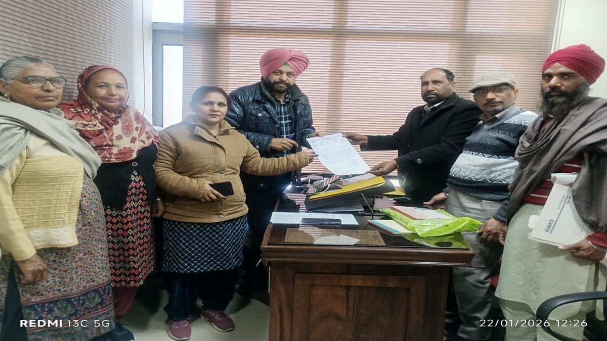 ਮਿਡ ਡੇਅ ਮੀਲ ਕਾਮਿਆਂ ਨੇ ਸੌਂਪਿਆ ਮੰਗ ਪੱਤਰ