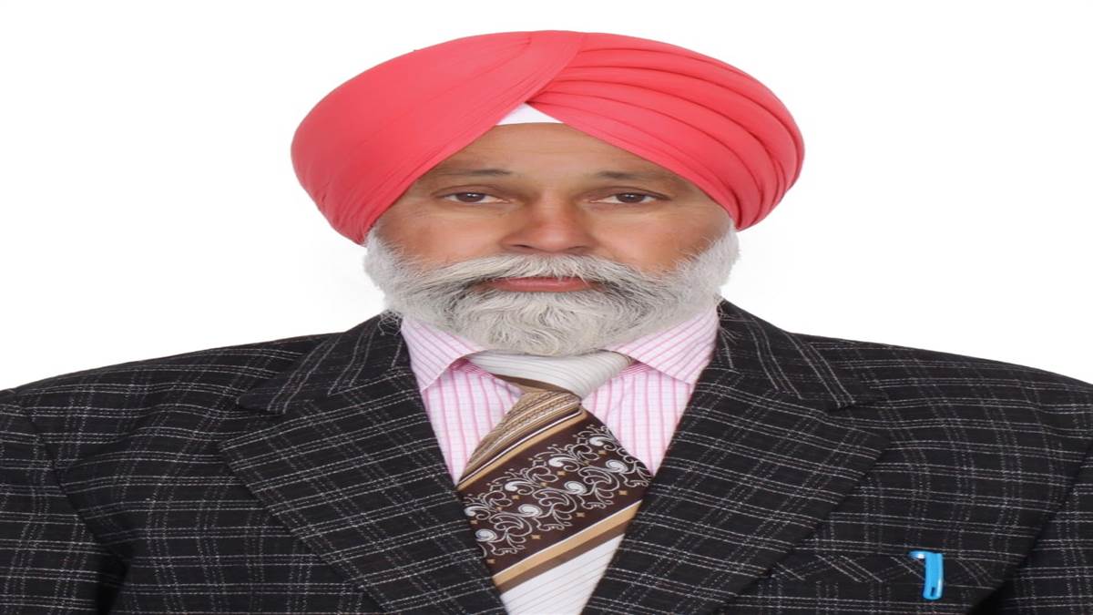 ਨਿਗਮ ਅਧਿਕਾਰੀ ਦੁਕਾਨਾਦਾਰਾਂ ਦਾ ਸਾਮਾਨ ਚੁੱਕਕੇ ਕਰਦੇ ਨੇ ਨਿਲਾਮੀ