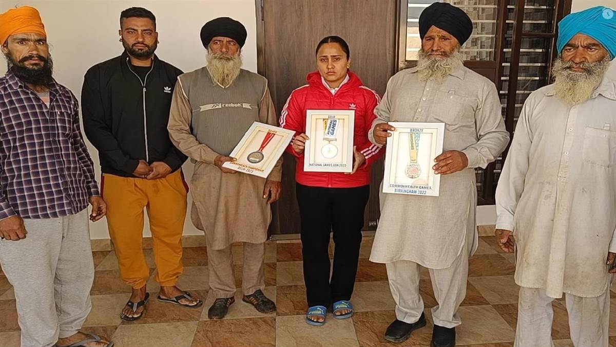 ਗਰੇਡ ਦੇ ਹੇਰਫੇਰ, ਖਿਡਾਰਣ ਦਾ ਹੌਸਲਾ ਢੇਰ; ਡੇਢ ਸਾਲ ਤੋਂ ਨੌਕਰੀ ਦੀ ਉਡੀਕ ’ਚ ਹੈ ਵੇਟ ਲਿਫਟਰ ਹਰਜਿੰਦਰ ਕੌਰ