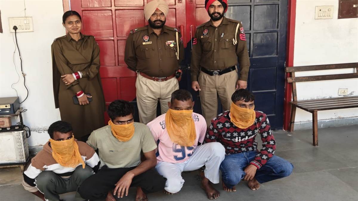 ਮੀਟ ਤੇ ਚਰਬੀ ਤੋਂ ਘਿਓ ਤਿਆਰ ਕਰਨ ਵਾਲੇ ਚਾਰ ਕਾਬੂ