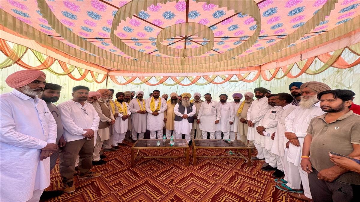 ਮਿੱਡੂਖੇੜਾ ਦੇ ਦਰਜਨਾਂ ਪਰਿਵਾਰਾਂ ਅਕਾਲੀ ਦਲ ਛੱਡ ‘ਆਪ’ ’ਚ ਸ਼ਾਮਲ