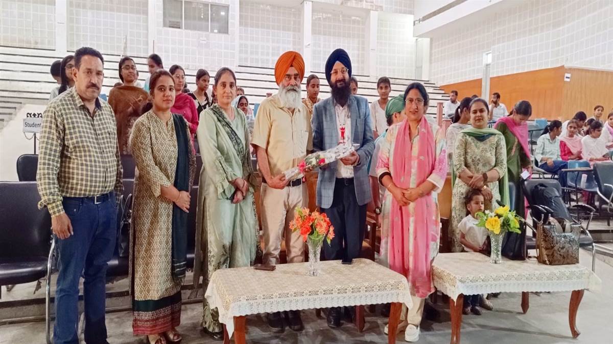ਦਸ਼ਮੇਸ਼ ਬੀਐਡ ਕਾਲਜ ਬਾਦਲ ਵਿਖੇ ਵਿਸ਼ੇਸ਼ ਲੈਕਚਰ ਕਰਵਾਇਆ