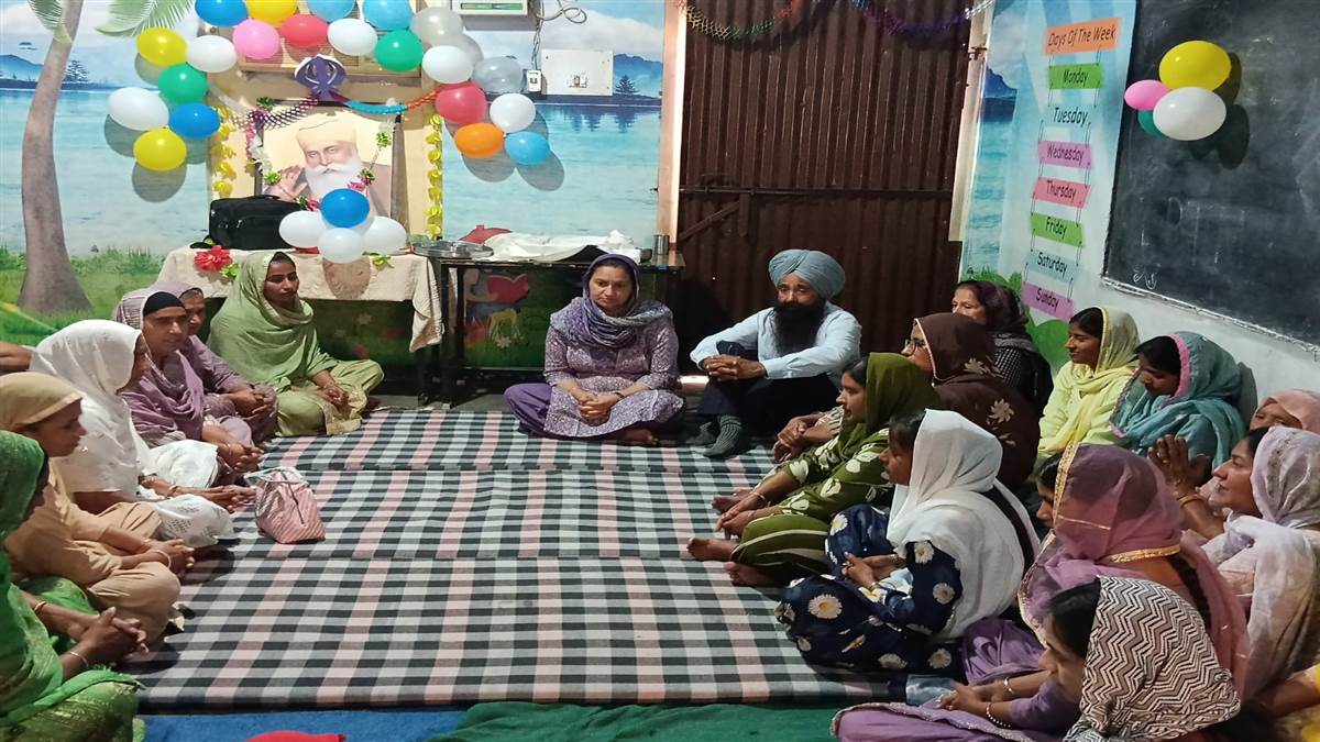 ਸੁਖਮਨੀ ਸਾਹਿਬ ਦੇ ਪਾਠ ਨਾਲ ਦਸਮੇਸ਼ ਸਕੂਲ ਦਾ ਨਵਾਂ ਵਿੱਦਿਅਕ ਸੈਸ਼ਨ ਸ਼ੁਰੂ
