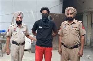Batala News : 50 ਲੱਖ ਦੀ ਫਿਰੌਤੀ ਮੰਗਣ ਤੇ ਘਰ 'ਤੇ ਗੋਲੀ਼ਆਂ ਚਲਾਉਣ ਵਾਲੇ ਗੈਂਗਸਟਰ ਦਾ ਗੁਰਗਾ ਗ੍ਰਿਫ਼ਤਾਰ