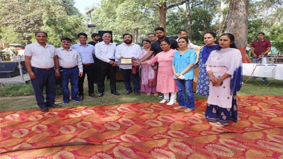 Cantt Board celebrated Swachhta Hi Seva Pakhwara as a festival - Rajesh Bagha