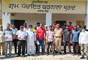 ‘ਯੁੱਧ ਨਸ਼ਿਆਂ ਵਿਰੁੱਧ’ ਮੁਹਿੰਮ ਤਹਿਤ ਪਿੰਡ ਬਰਨਾਲਾ ਖੁਰਦ ’ਚ ਕੀਤੀ ਇਕੱਤਰਤਾ