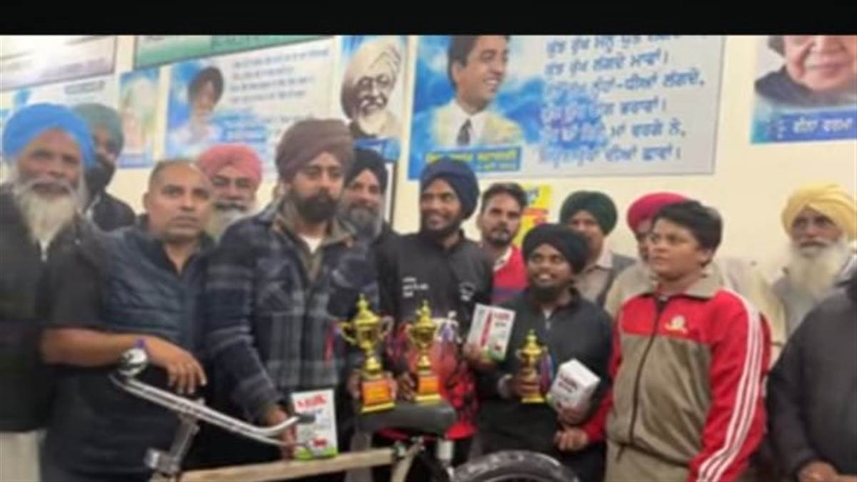 ਵਿਹਲੇ ਬੈਠਣ ਦੇ ਮੁਕਾਬਲੇ ’ਚ ਨੱਥੋਕੇ ਦਾ ਲਵਪ੍ਰੀਤ ਪਹਿਲੇ ਸਥਾਨ ’ਤੇ, ਰੌਲੀ ਦੇ ਸਤਵੀਰ ਸਿੰਘ ਨੂੰ ਮਿਲਿਆ ਦੂਜਾ ਸਥਾਨ