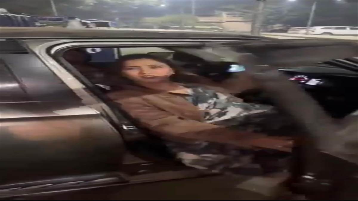 ਮੇਰੀ ਜਾਂਚ ਕਿਉਂ, ਮੇਰਾ ਮਾਮਾ ਡੀਐੱਸਪੀ ਹੈ