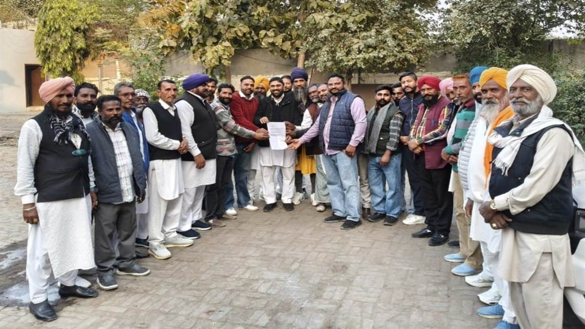 ਈਪੀਐੱਫ ਘਪਲੇ ਵਿਰੁੱਧ ਵਿਧਾਇਕ ਨਰੇਸ਼ ਕਟਾਰੀਆ ਨੂੰ ਯੂਨੀਅਨਾਂ ਵੱਲੋਂ ਮੰਗ ਪੱਤਰ ਸੌਂਪਿਆ