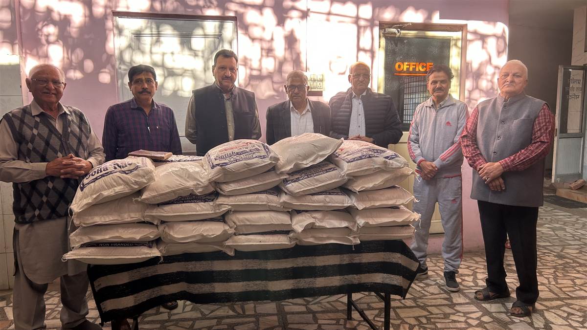 ਬ੍ਰਾਹਮਣ ਸਮਾਜ ਵਿਕਾਸ ਪ੍ਰੀਸ਼ਦ ਨੇ ਰਾਸ਼ਨ ਵੰਡ ਸਮਾਗਮ ਕਰਵਾਇਆ