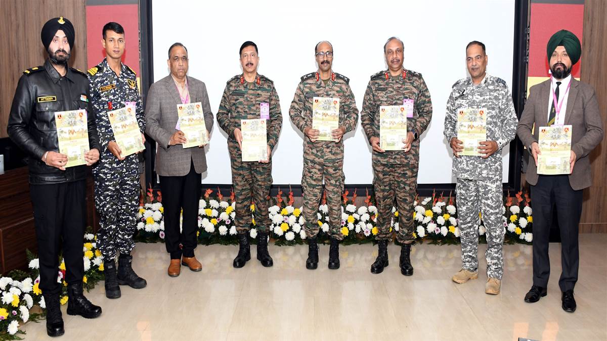 ਫੌਜ ਵਿੱਚ ਸੇਵਾ ਦੇ ਰਹੇ ਕੁੱਤਿਆਂ ਦੇ ਪਛਾਣ ਚਿੰਨ੍ਹਾਂ ਤੇ ਵਿਹਾਰ ਸਬੰਧੀ ਦਿੱਤਾ ਗਿਆਨ