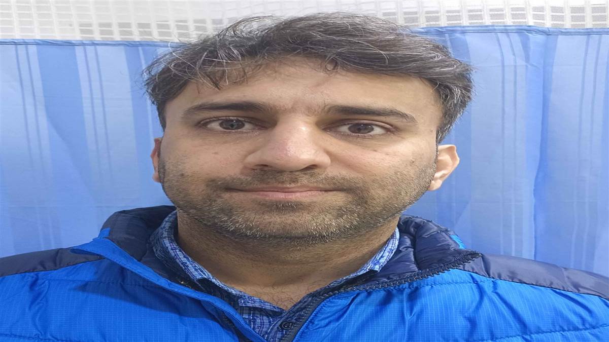ਹੱਡੀਆਂ ਸਾਡੇ ਸਰੀਰ ਦਾ ਮੂਲ ਢਾਂਚਾ ਬਣਾਉਂਦੀਆਂ ਹਨ
