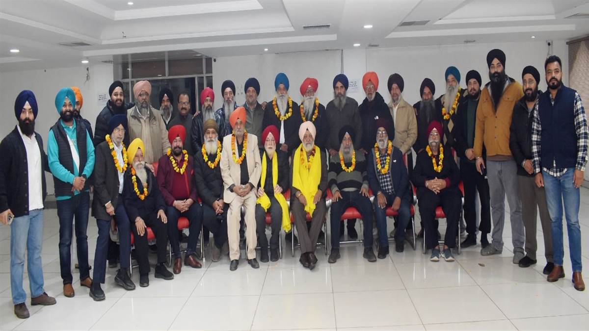 ਮੁੱਖ ਸੇਵਾਦਾਰ ਉਬਰਾਏ ਤੇ ਸਰਪ੍ਰਸਤ ਮੱਕੜ ਨੇ ਰਸਮੀ ਤੌਰ ’ਤੇ ਸੰਭਾਲਿਆ ਚਾਰਜ