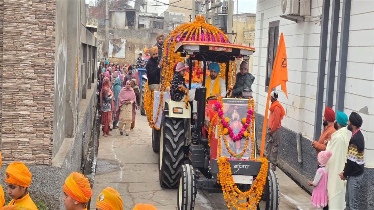 ਨੂਰਪੁਰ ਸੇਠਾਂ ’ਚ ਪ੍ਰਕਾਸ਼ ਦਿਹਾੜੇ ਨੂੰ ਸਮਰਪਿਤ ਸਜਾਏ ਨਗਰ ਕੀਰਤਨ