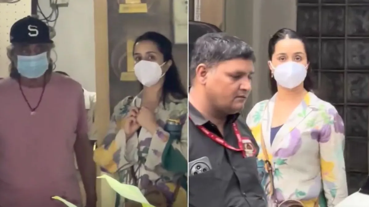 Video: ਹਸਪਤਾਲ ਤੋਂ ਬਾਹਰ ਨਿਕਲਦੇ ਹੋਏ ਚਿੰਤਾ 'ਚ ਦਿਸੀ ਸ਼ਰਧਾ ਕਪੂਰ, ਪੈਪਰਾਜ਼ੀ ਨੂੰ ਹੱਥਾਂ ਨਾਲ ਕੀਤਾ ਅਜਿਹਾ ਇਸ਼ਾਰਾ