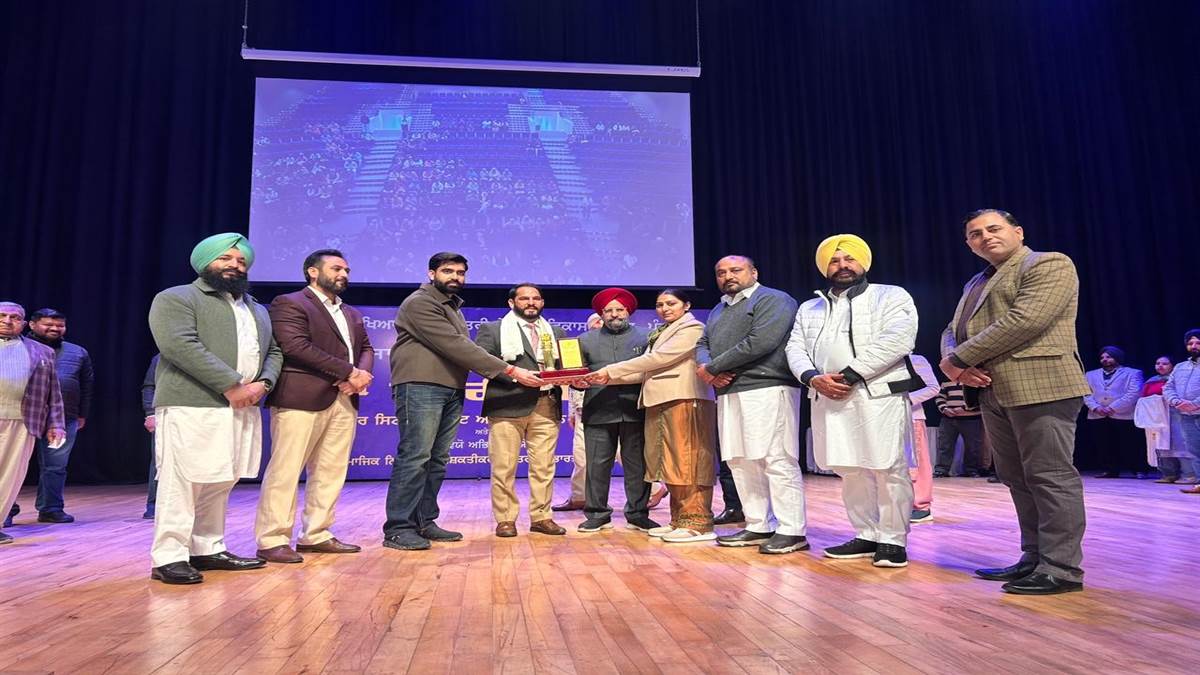 ਸਰਕਾਰ ਬਜ਼ੁਰਗਾਂ ਨੂੰ ਸੁਰੱਖਿਅਤ ਜੀਵਨ ਦੇਣ ਲਈ ਵਚਨਬੱਧ : ਵਿਧਾਇਕ ਗਿੱਲ