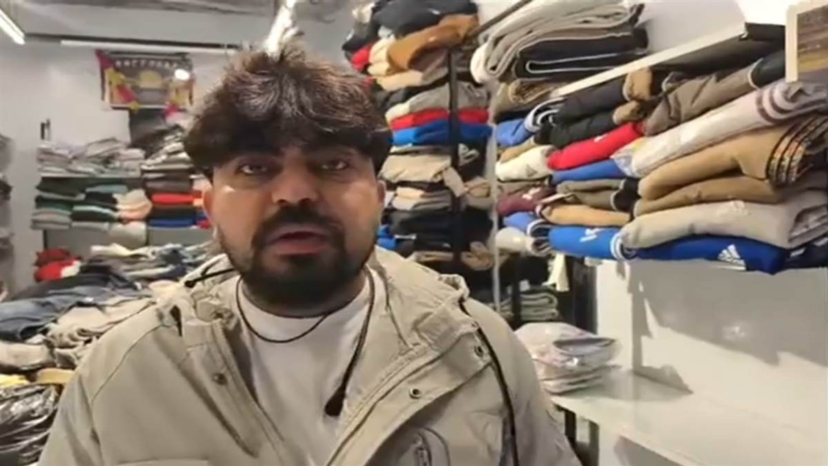 ਕੱਪੜੇ ਦੀ ਦੁਕਾਨ 'ਚੋਂ ਦੇਰ ਰਾਤ ਹੋਈ ਚੋਰੀ