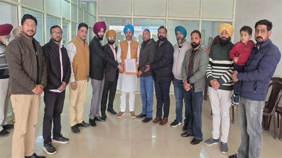 ਮਨਿਸਟੀਰੀਅਲ ਸਰਵਿਸ ਯੂਨੀਅਨ ਨੇ ਵਿਧਾਇਕ ਰਾਣਾ ਨੂੰ ਦਿੱਤਾ ਮੰਗ ਪੱਤਰ