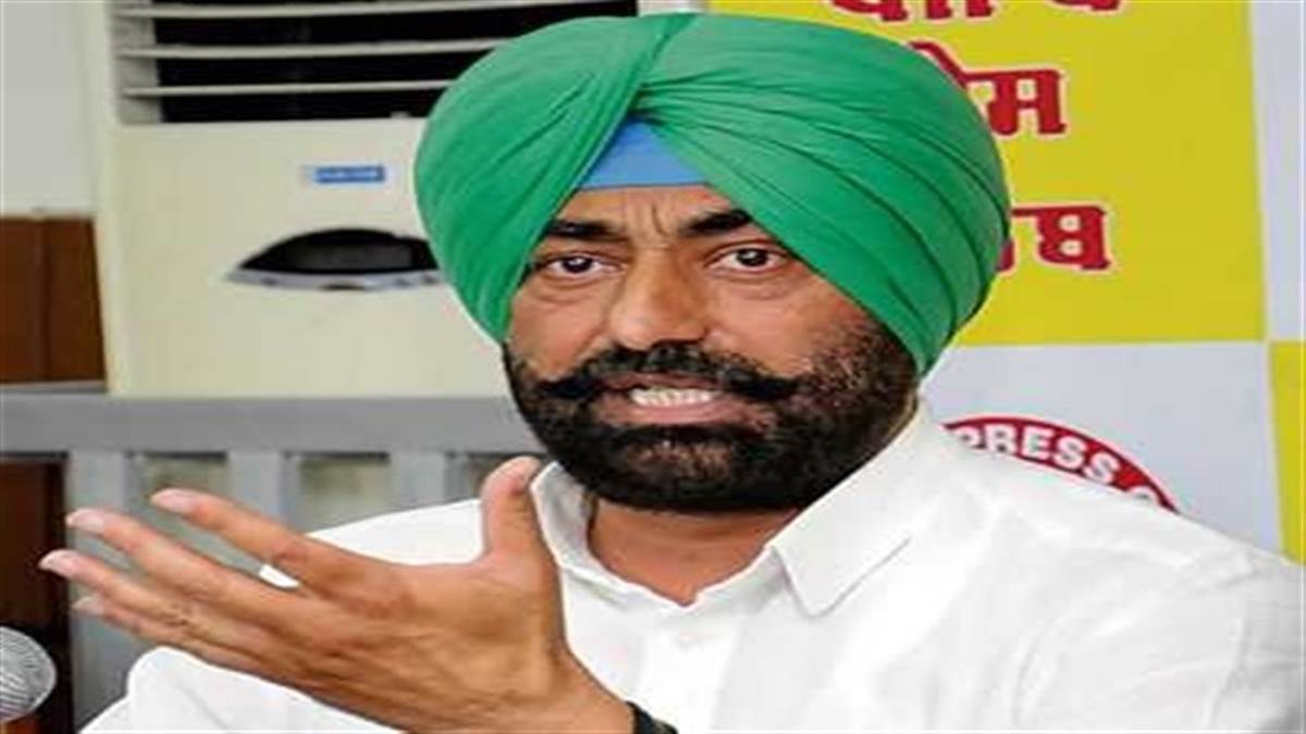 CM ਮਾਨ ਦੀ ਬਾਬਾ ਗੁਰਿੰਦਰ ਢਿੱਲੋਂ ਖ਼ਿਲਾਫ਼ ਵਰਤੀ ਘਟੀਆ ਸ਼ਬਦਾਵਲੀ ਦੀ ਸੁਖਪਾਲ ਖਹਿਰਾ ਨੇ ਕੀਤੀ ਸਖ਼ਤ ਨਿੰਦਾ, ਕਿਹਾ ਜਨਤਕ ਤੌਰ 'ਤੇ ਮੰਗਣ ਮਾਫੀ