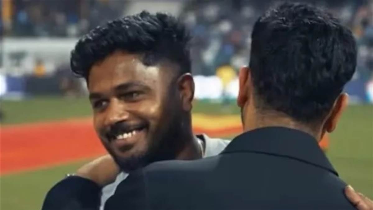 'ਦੁਖੀ ਨਾ ਹੋ ਭਰਾ...', ਰੋਹਿਤ ਸ਼ਰਮਾ ਦੀ ਜਾਦੂ ਦੀ ਜੱਫੀ ਤੇ ਉਹ 4 ਸ਼ਬਦ, ਜਿਸ ਨੇ ਬਦਲ ਦਿੱਤਾ ਸੰਜੂ ਸੈਮਸਨ ਦਾ ਵਰਲਡ ਕੱਪ ਸਫ਼ਰ