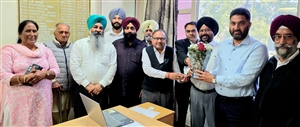 Mohali News : ਤਹਿਸੀਲਦਾਰ ਗੁਰਪ੍ਰੀਤ ਸਿੰਘ ਢਿੱਲੋਂ ਨੇ ਅਹੁਦਾ ਸੰਭਾਲਿਆ