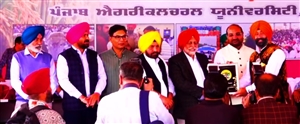 ਢਾਡੀ ਗੁਰਜੀਤ ਸਿੰਘ ਗੌਰੀ ਜਾਂਗਲਾ ਦਾ ਵਿਸ਼ੇਸ਼ ਸਨਮਾਨ